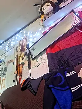 In2itvegassstyle online show from February 8, 1:48 pm