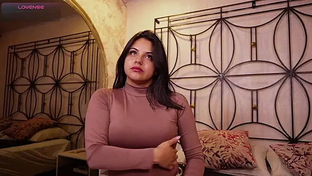 Sophia wilsonn  online show from January 17, 11:40 am