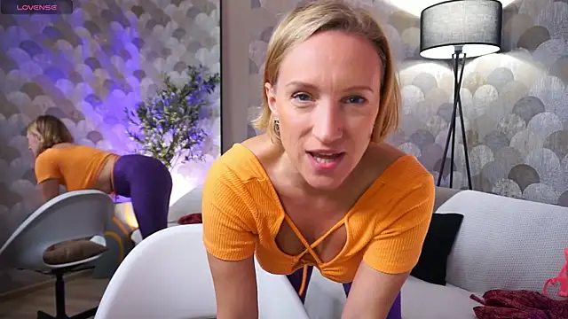UmaTruewoman online show from June 7, 5:36 am