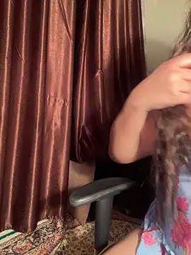 Apple-Boobs online show from April 16, 9:39 pm