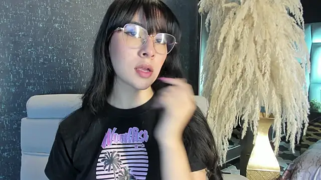 Susa1userma  online show from October 20, 7:17 pm