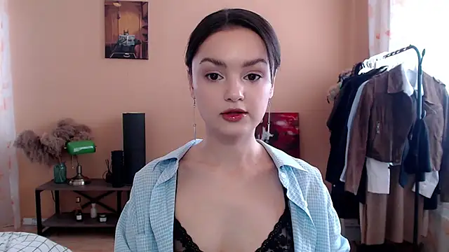 CuteRuby99 online show from February 4, 5:32 am