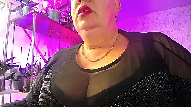  Sweet Woman online show from October 26, 1:28 pm