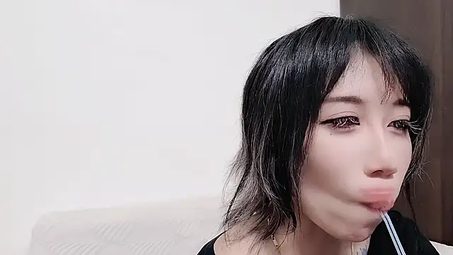 Fine-sand online show from February 11, 2:51 pm