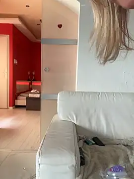 sissytrainz online show from March 10, 7:45 am