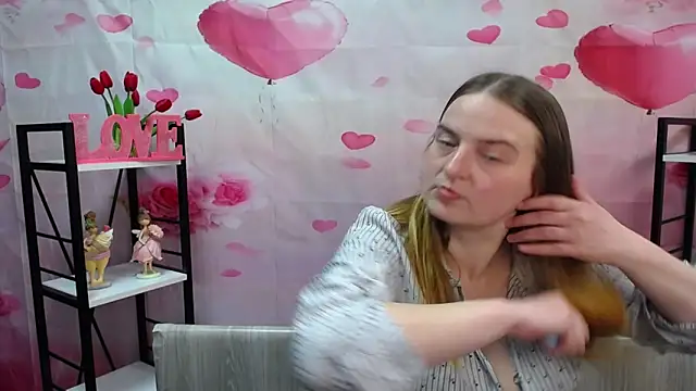 FreyaDak online show from April 17, 5:15 pm