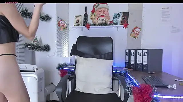 YUKIODAVIS online show from December 18, 12:54 pm