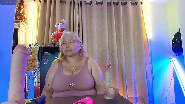 girl amada online show from February 18, 7:46 pm