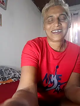 Goodgirlsue 77 online show from March 8, 7:01 am