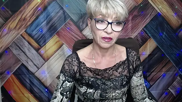 EllaBonito online show from September 28, 11:04 am