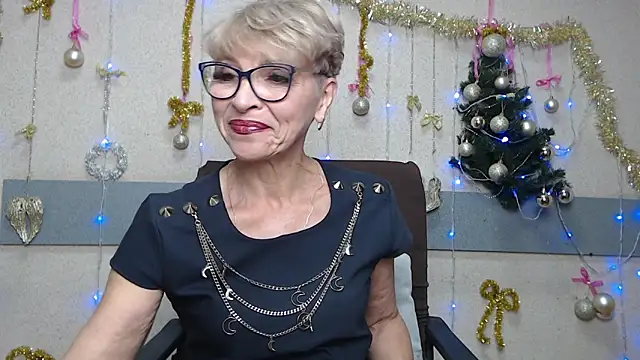 EllaBonito online show from December 19, 6:38 am