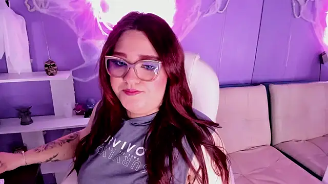 Camiila Osorio online show from October 13, 5:59 pm