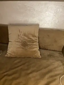 RachaCharmouta online show from November 10, 6:03 pm