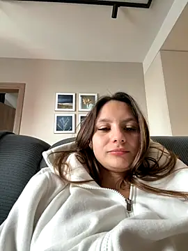 sweety secret  online show from October 6, 10:32 am