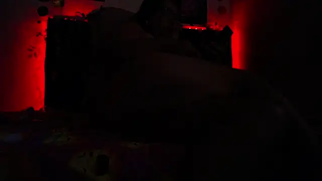 Snapshot of Vick_Jocson chatting on October 22, 8:36 pm Vick Jocson online show from October 22, 8:36 pm