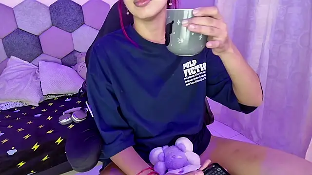 Horny tgn online show from February 5, 6:22 pm