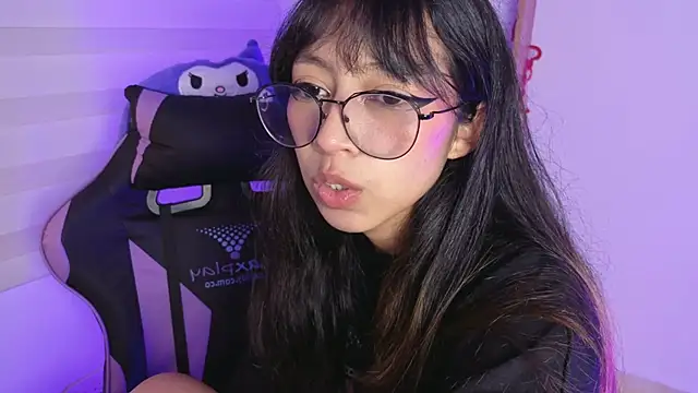 Yommi Winx online show from November 16, 3:19 am