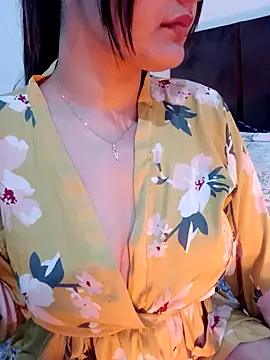 im here- online show from April 13, 7:03 pm