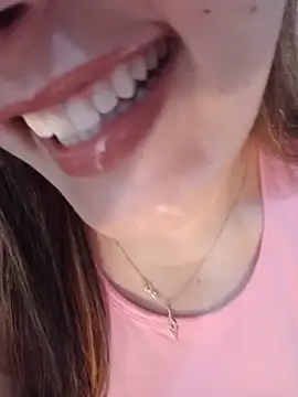 im here- online show from August 2, 4:21 pm