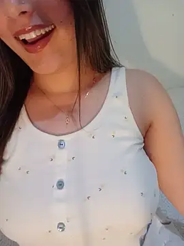 im here- online show from June 16, 6:42 pm