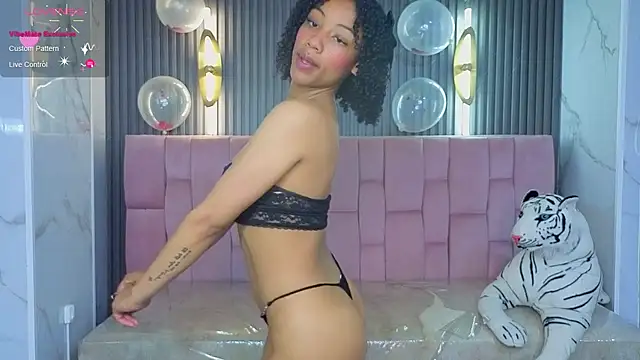 Violeth b online show from March 6, 1:39 pm