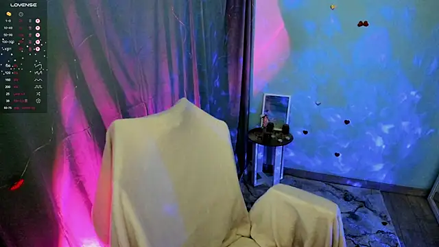 Lei White online show from October 5, 7:52 pm