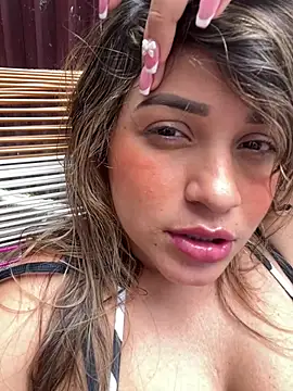 perlita05 online show from January 31, 8:51 pm