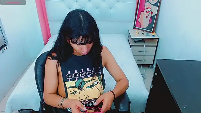 antonela xxx online show from November 4, 8:25 pm