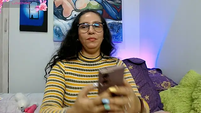 naihroby online show from November 28, 6:38 am