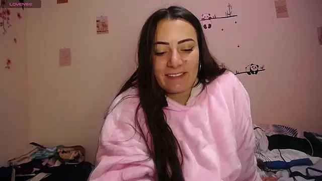 Snapshot of sofi_66 chatting on October 15, 6:27 am sofi 66 online show from October 15, 6:27 am