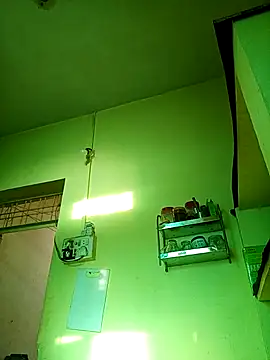 heenage online show from April 1, 2:01 am