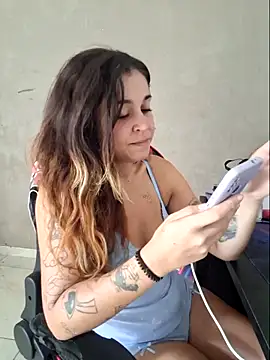 luuhcat09 online show from March 24, 12:21 pm