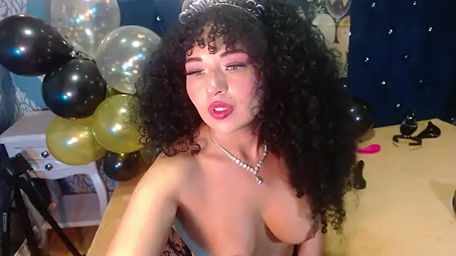 Sofiacowperx online show from March 26, 5:25 pm