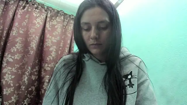 Nathaly love96 online show from February 25, 6:28 pm