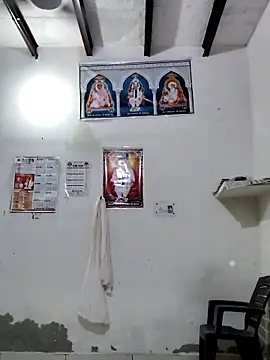 illay love online show from September 22, 1:42 pm