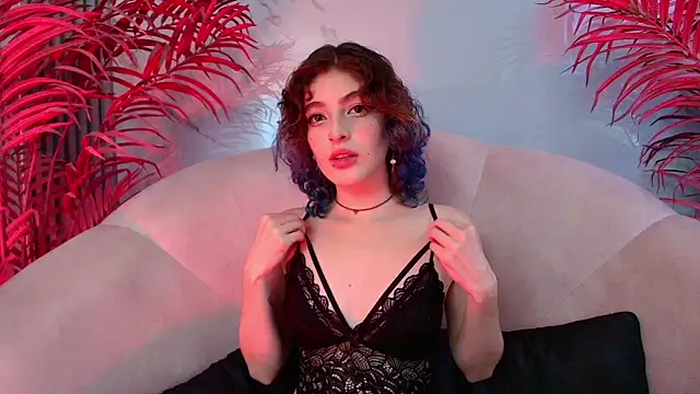 EvaHalsey online show from November 27, 7:50 pm