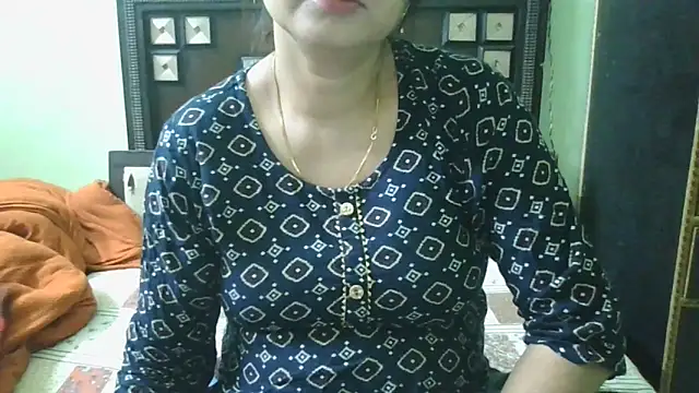 couplesuni online show from September 30, 10:21 am