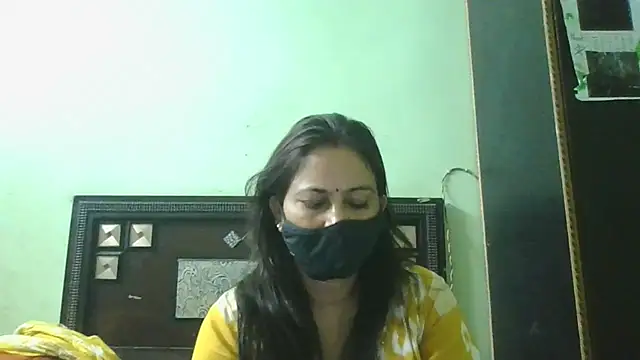 couplesuni online show from March 1, 9:42 am