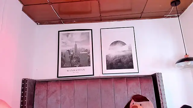 Alaia Cute online show from January 10, 4:39 am