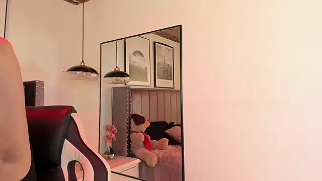 Alaia Cute online show from September 9, 3:17 am