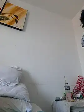 katysquirtdirty online show from September 28, 5:18 pm