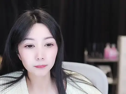 Nuyoah-77 online show from November 2, 4:32 pm