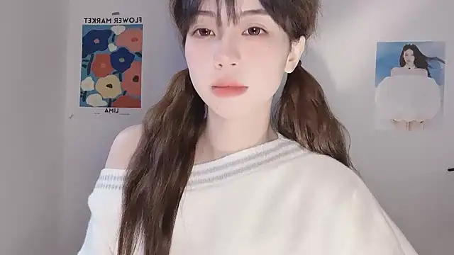 -Hottie online show from December 13, 7:53 pm