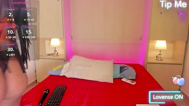 EmilyyStuart online show from September 13, 4:20 am