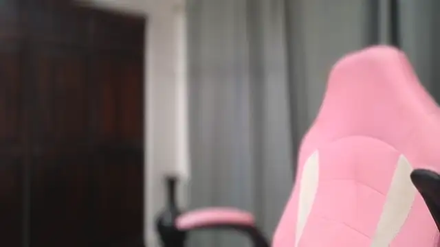 longislandprincess online show from April 28, 2:49 am