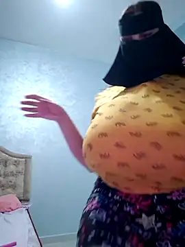  arabica  online show from April 18, 7:07 pm