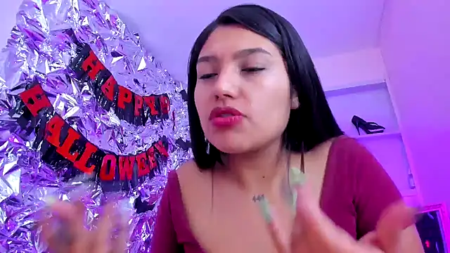 SarahStones online show from October 23, 5:35 am