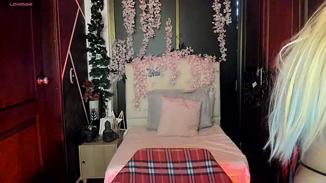 SexyNaf online show from September 8, 7:24 pm