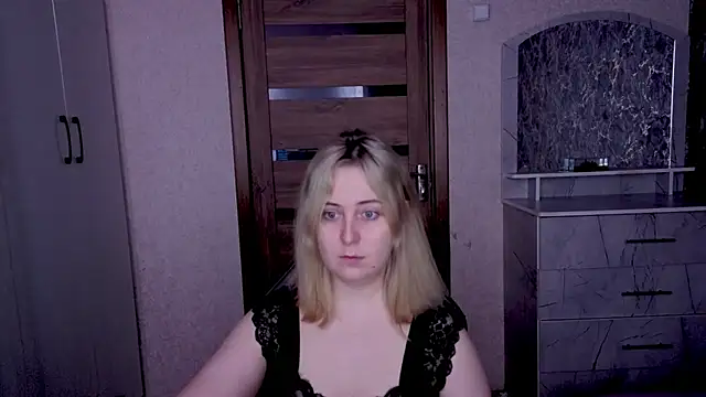 Kristy-Max online show from February 20, 7:26 pm