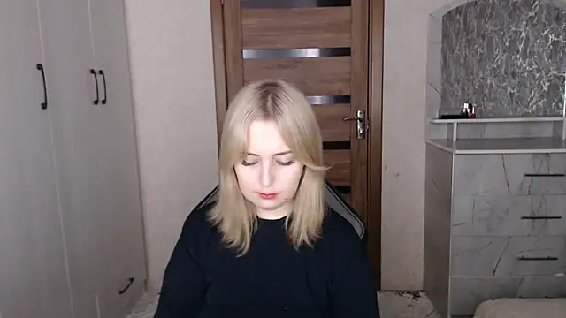 Kristy-Max online show from January 19, 4:52 am